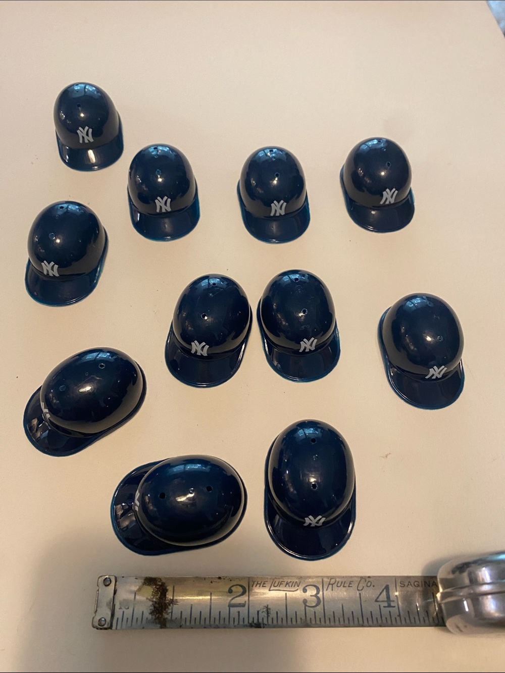 11 New York Yankees Mini Baseball Helmets cake decorations Laich